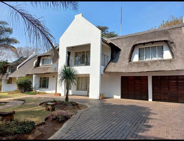 7 BEDROOM HOUSE FOR SALE IN KELVIN